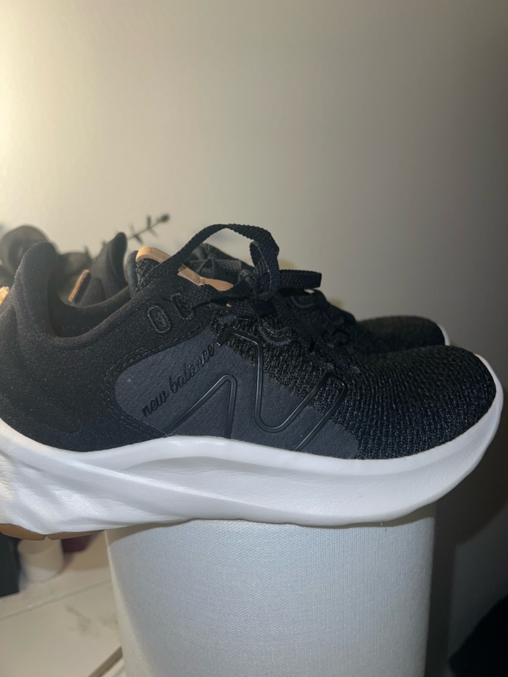 New Balance Fresh Foam Roav
V2 Shoes Womens Black Running Athletic Sneakers